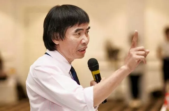 TS Lê Thẩm Dương - Quản trị mâu thuẫn